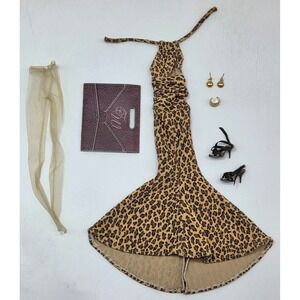 Tonner-Tyler Wentworth 16" Doll Outfit "Mesmerizing" (As shown)